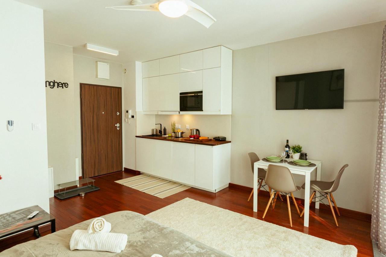 Pawia 51 - Piekny Wiok Na Centrum Warszawy - Duzy Balkon - Smart Tv 55 Cali Wifi - Good Apartments Varsavia Esterno foto